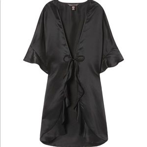 Victoria’s Secret flutter sleeve satin kimono NIP